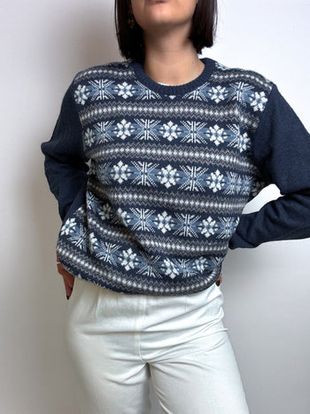 Blue vintage wool chalet pattern sweater M 