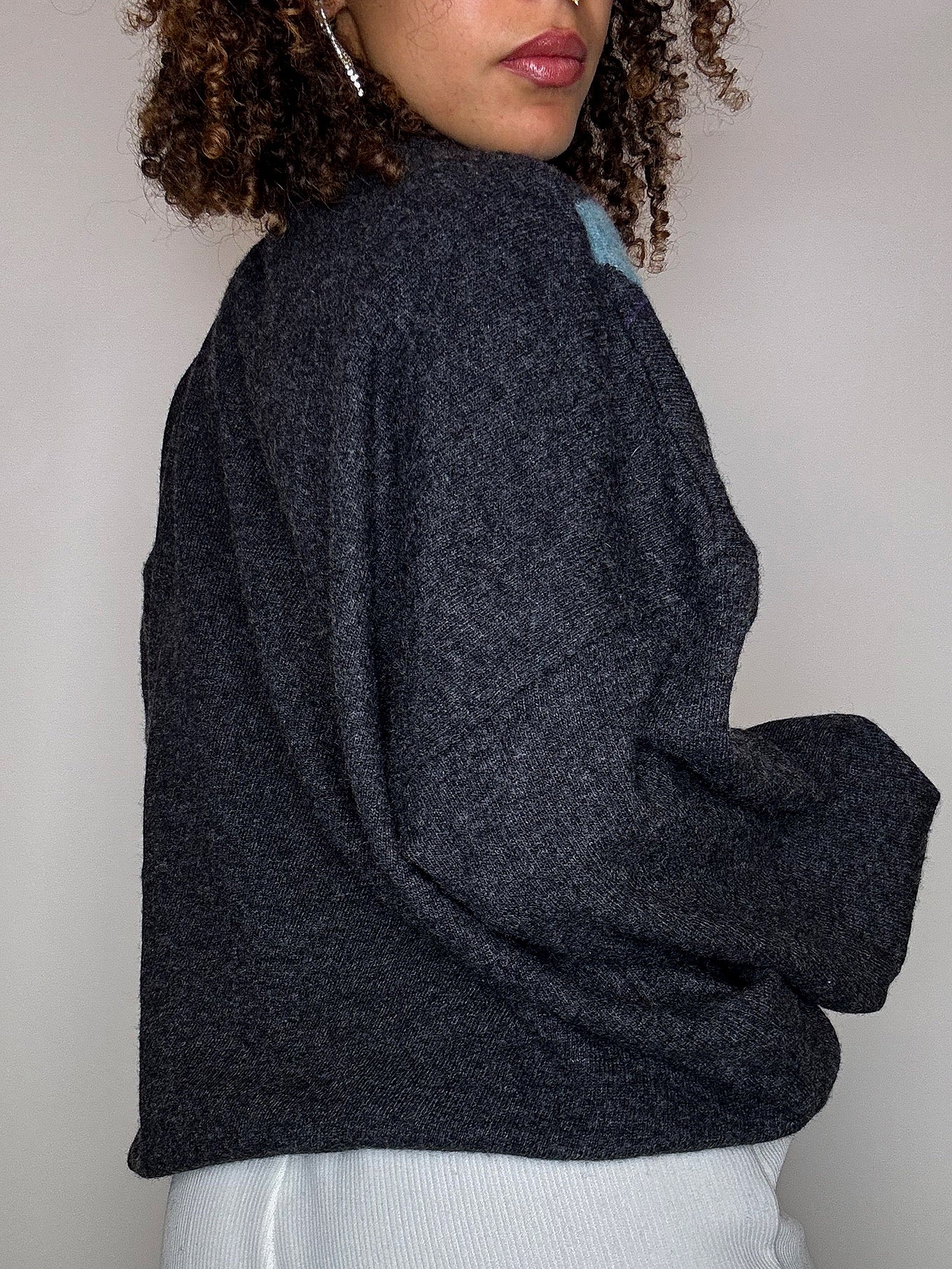 Pull en maille col rond à carreaux gris XXL vintage