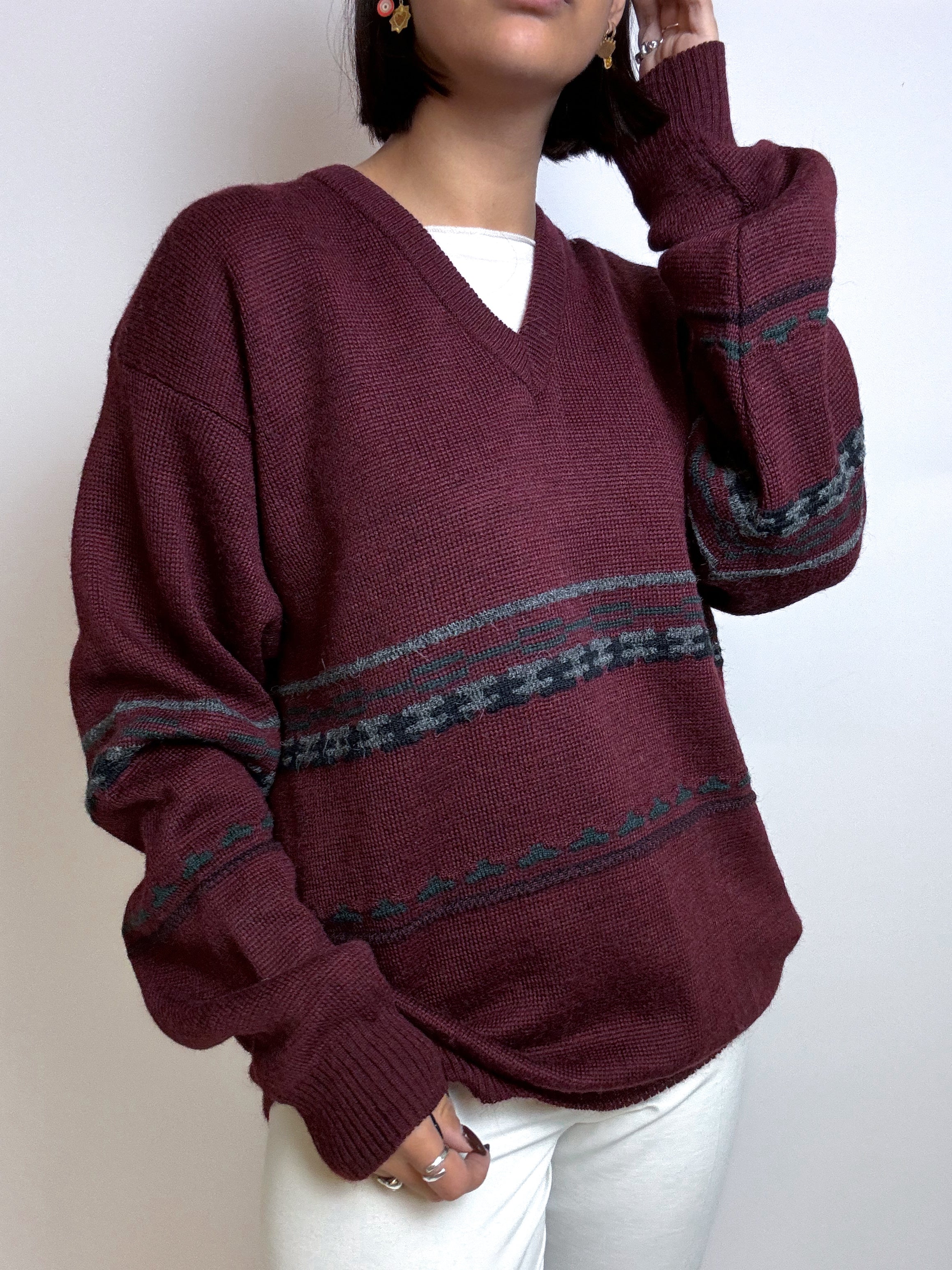 Dark red vintage wool sweater M/L 