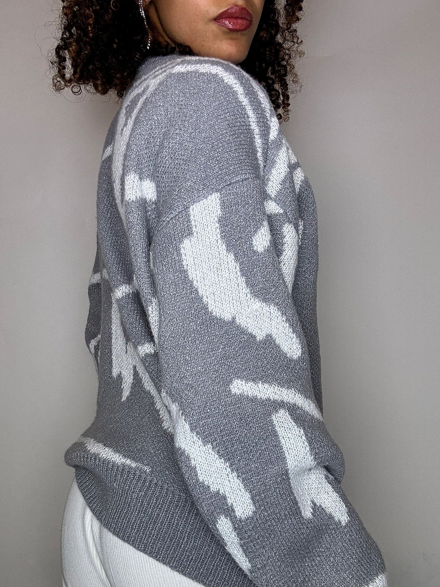 Pull en maille à motif gris L vintage