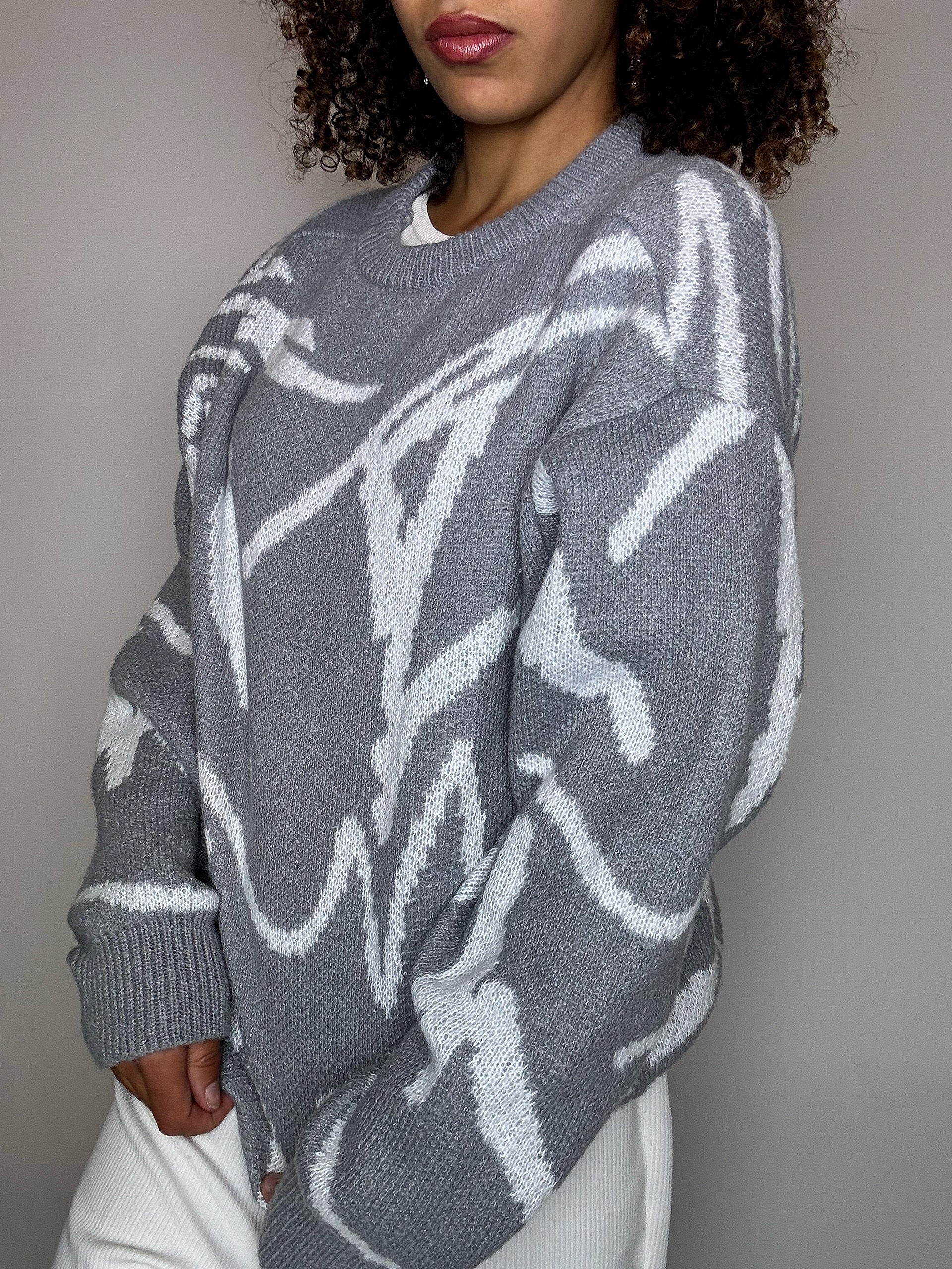 Pull en maille à motif gris L vintage