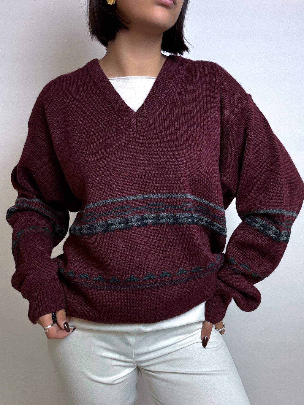 Dark red vintage wool sweater M/L 