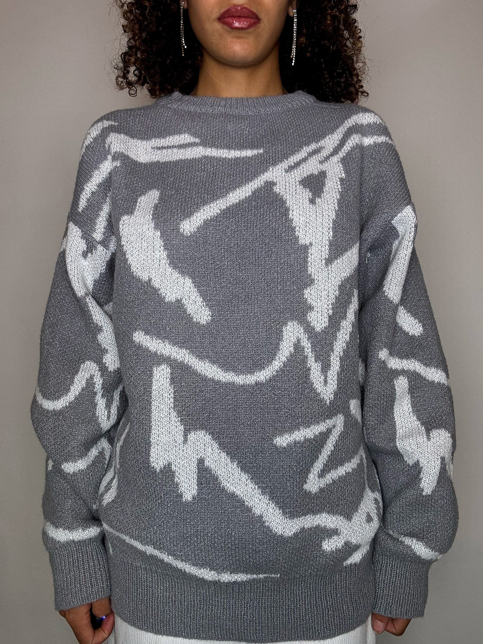 Pull en maille à motif gris L vintage