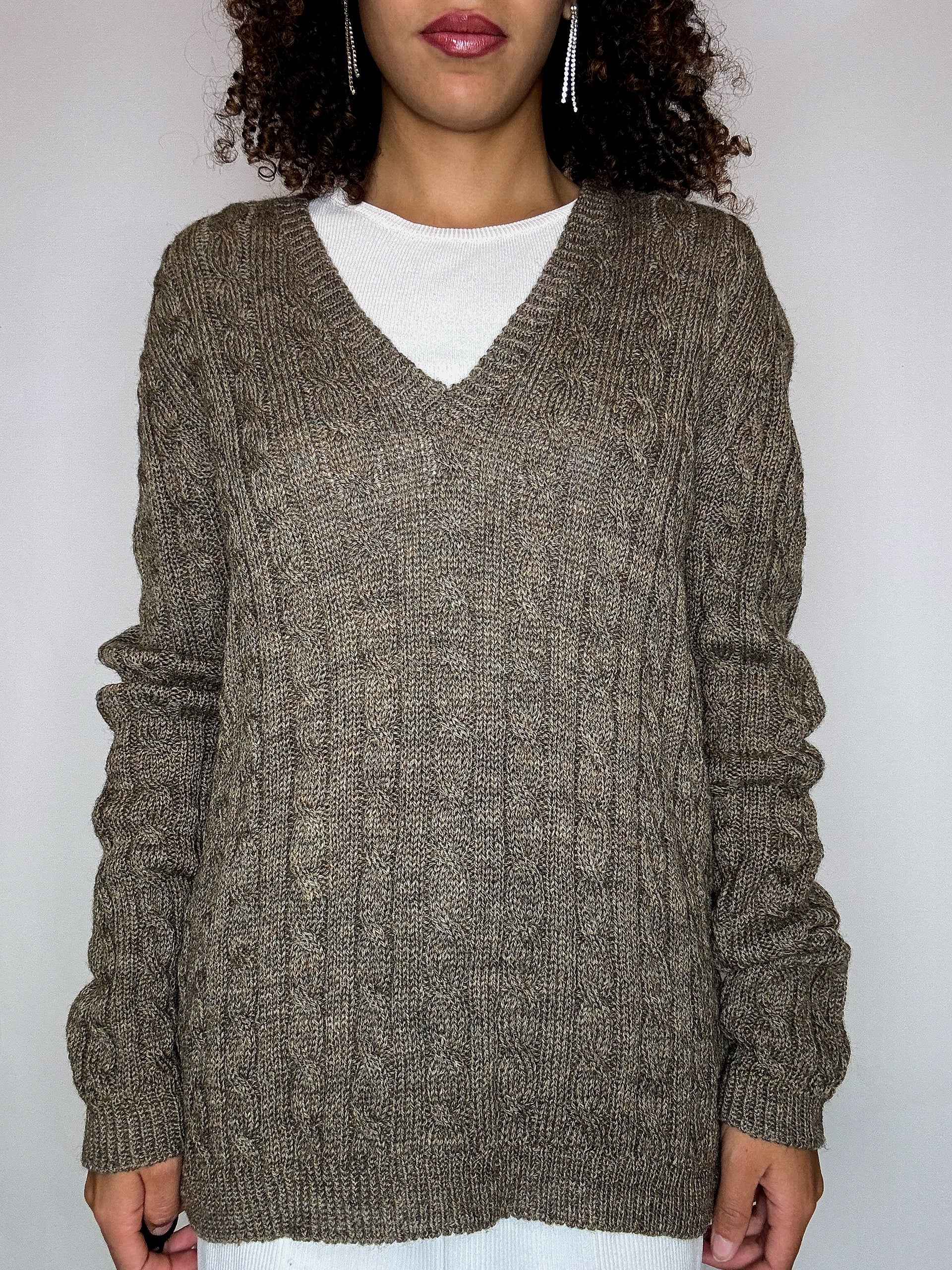 Vintage braided knit crew neck sweater size L