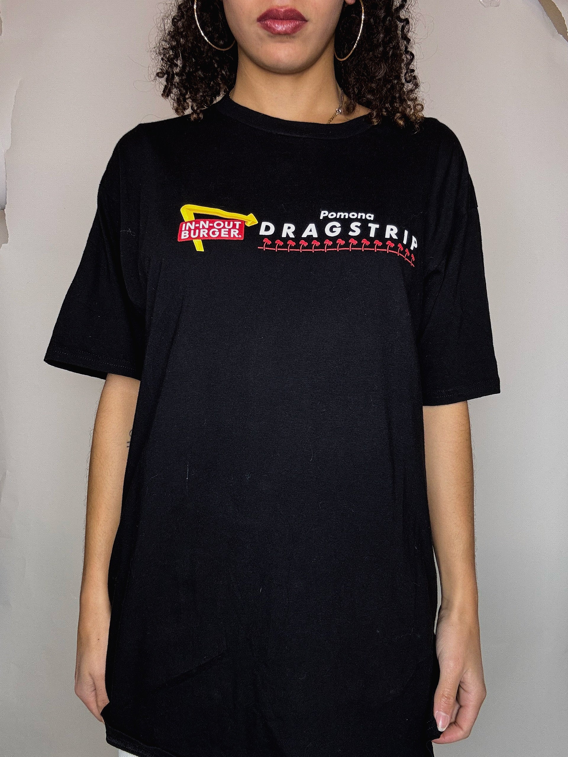 Tee shirt noir In and Out L vintage