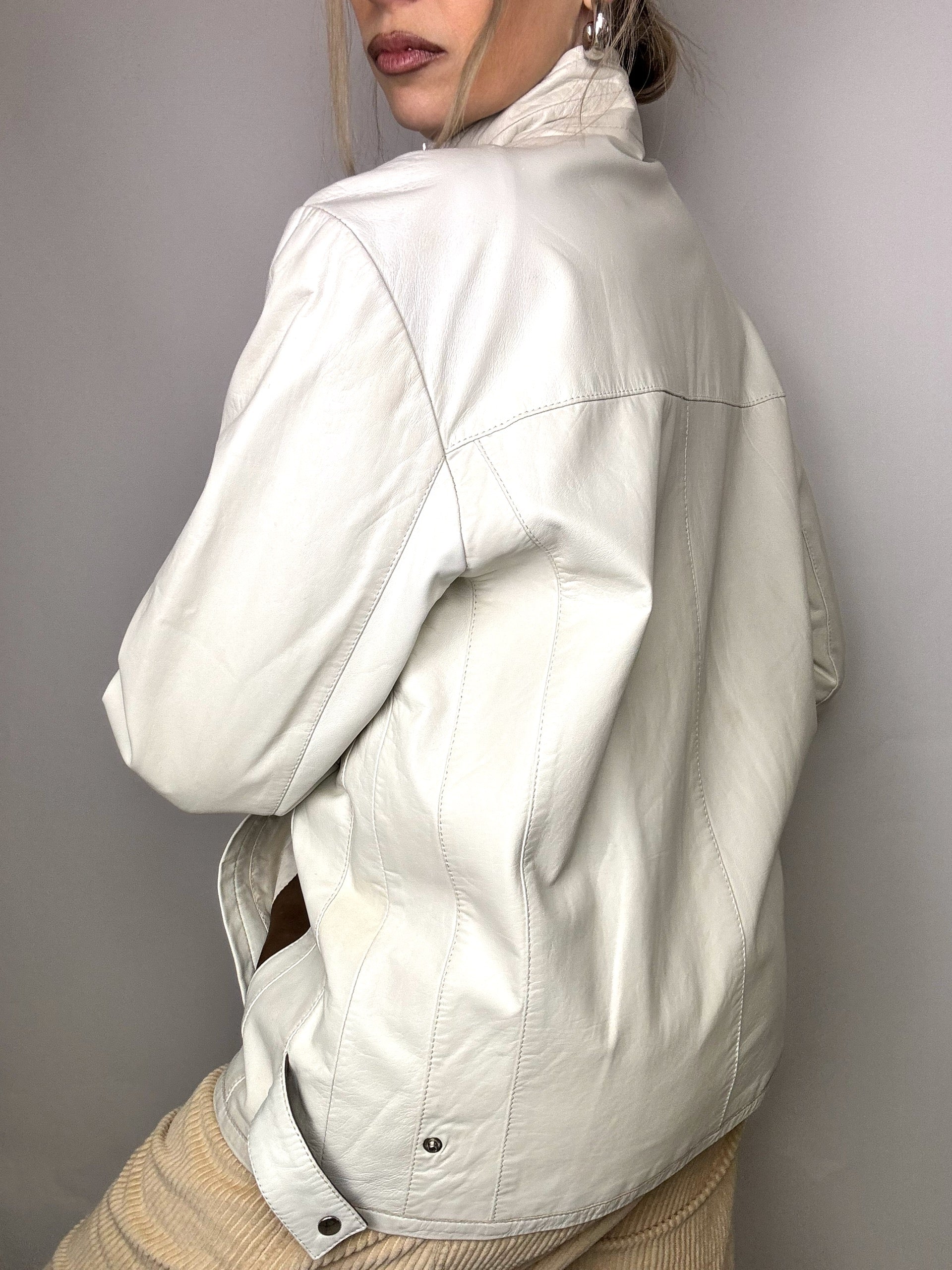 Vintage L/XL Weiße Lederjacke