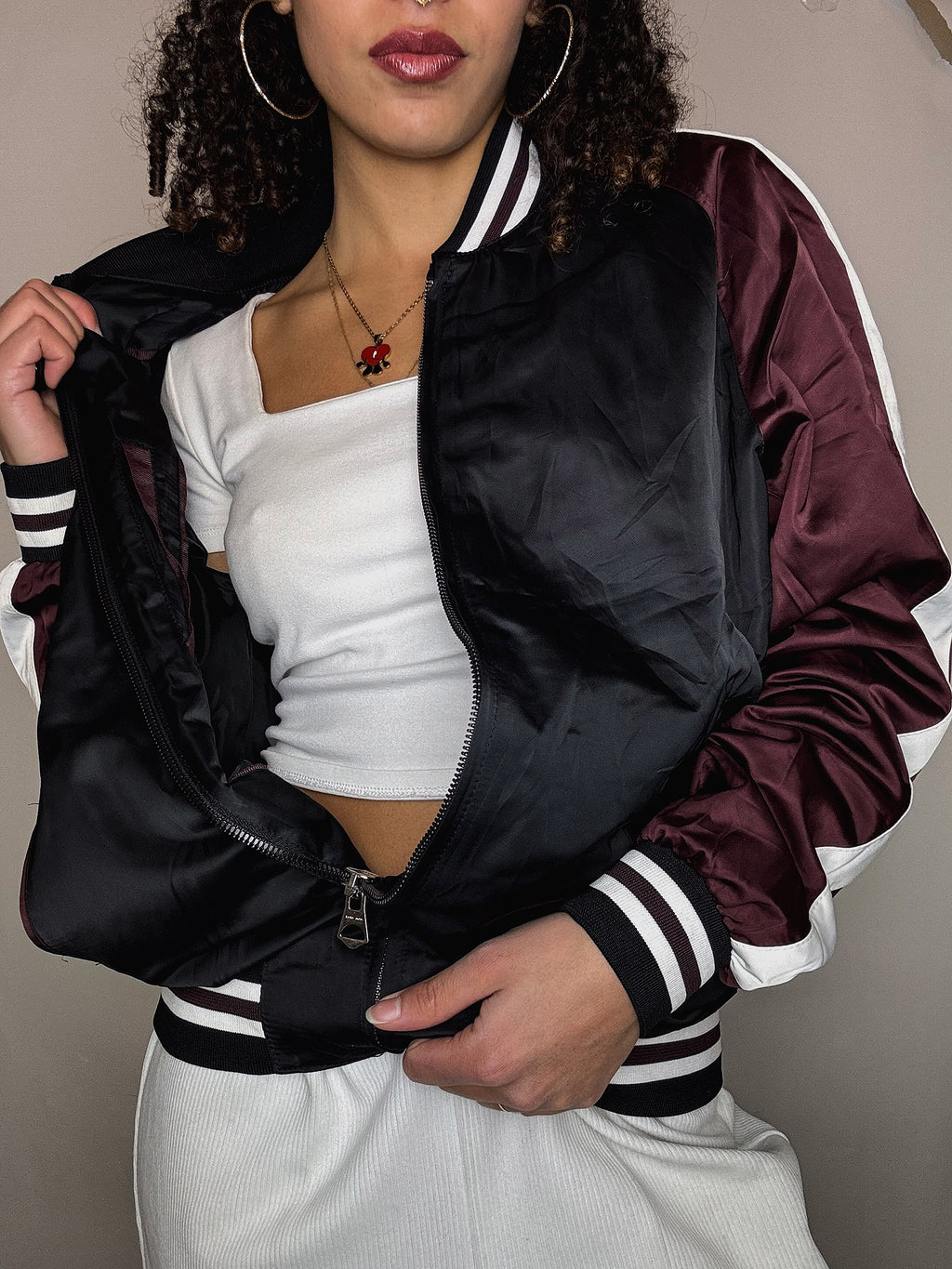 Vintage Nylon-Bomberjacke in Bordeaux und Schwarz, Größe L