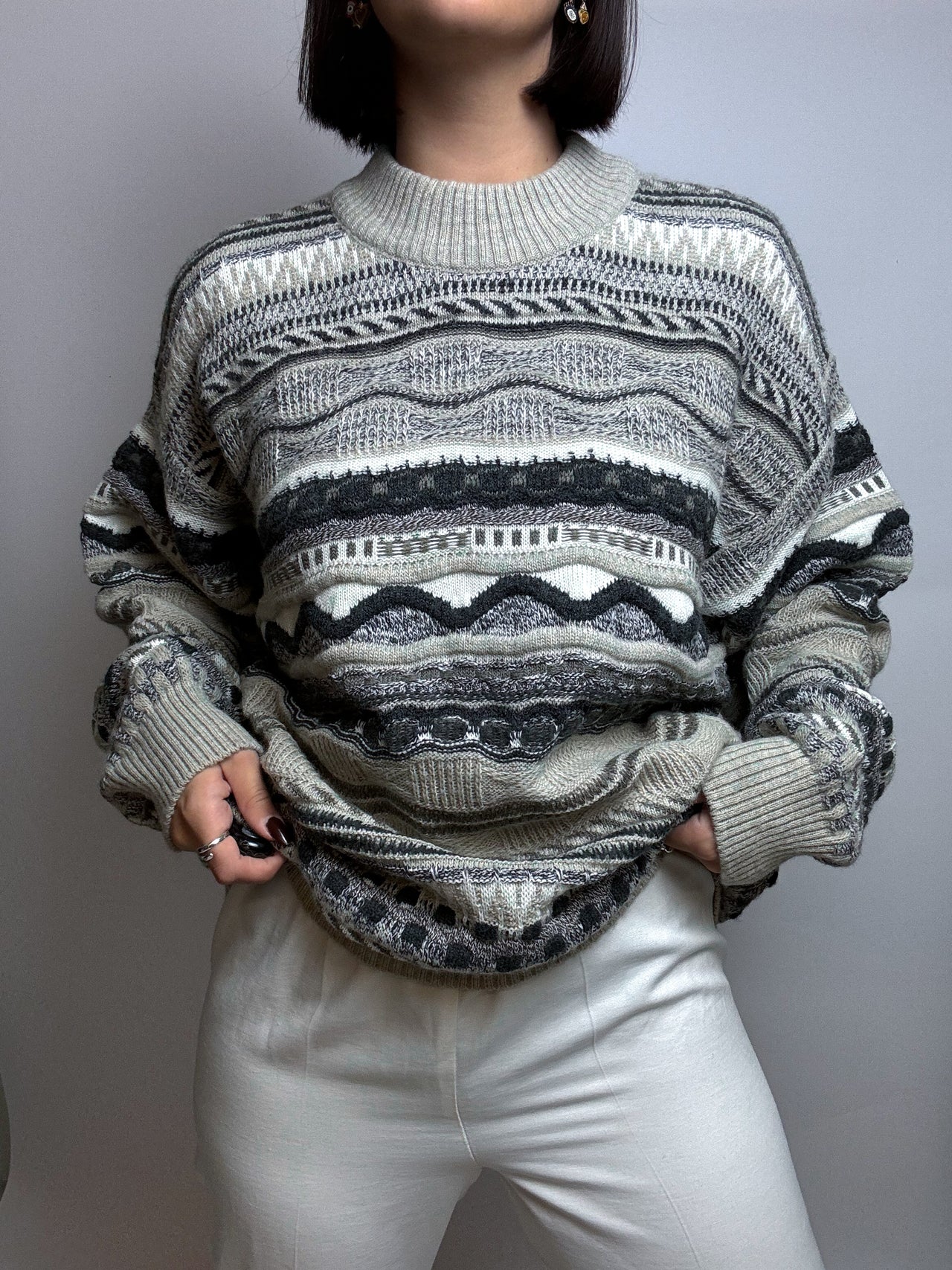 Vintage beige and gray wool sweater L