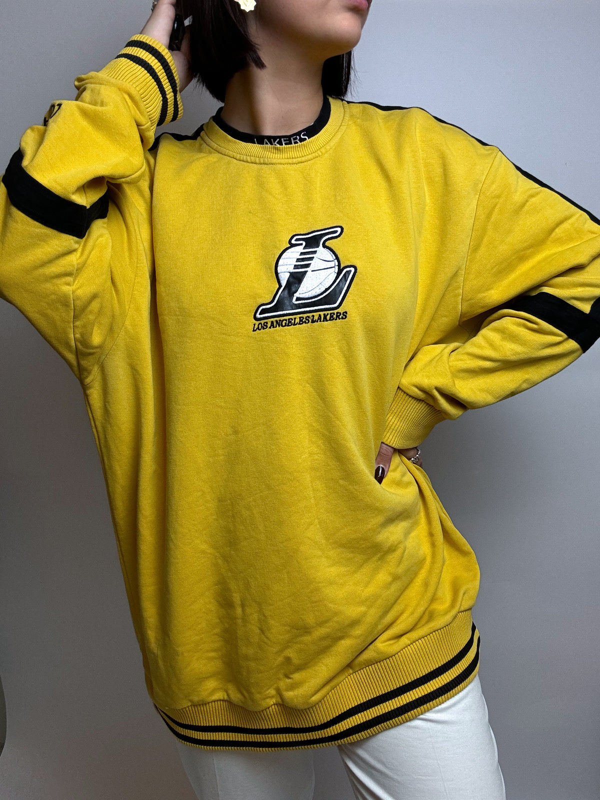 Vintage Lakers yellow sweater L 