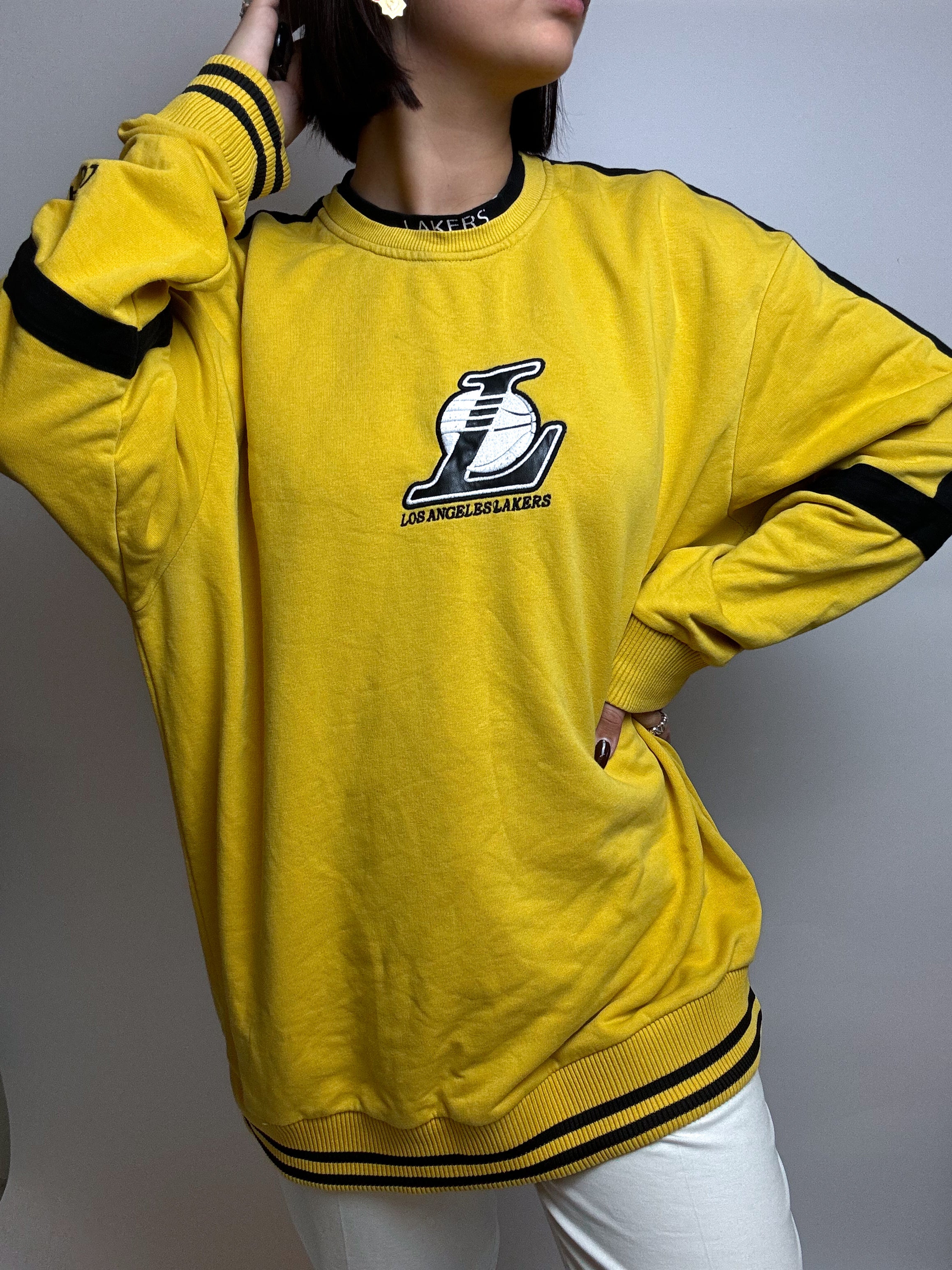 Vintage Lakers yellow sweater L 
