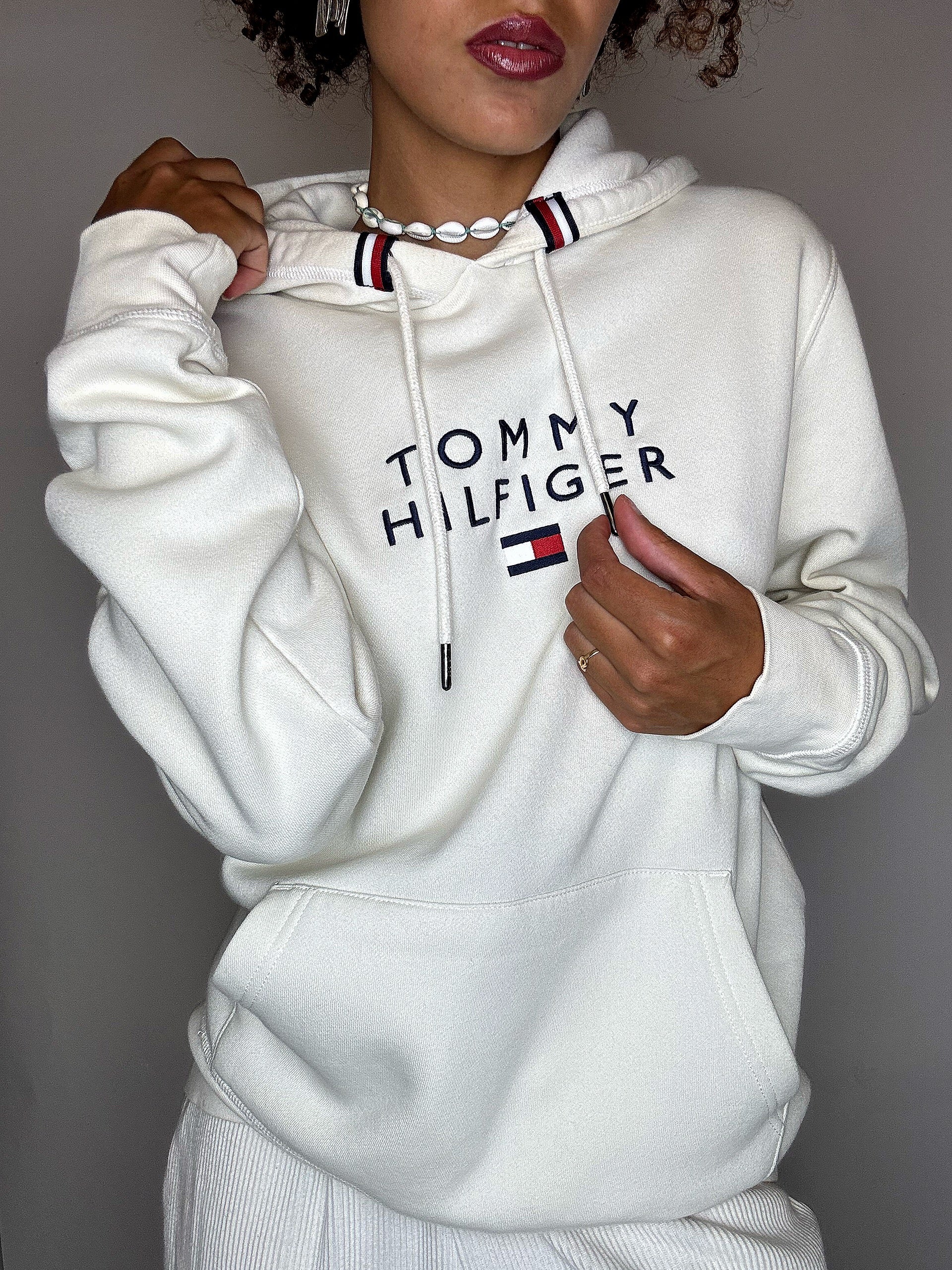 TOMMY HILFIGER L vintage cream hoodie