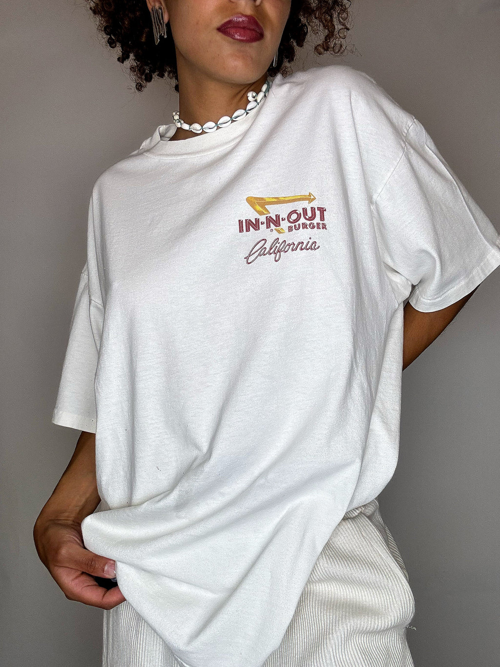 Vintage white IN AND OUT T-shirt XL