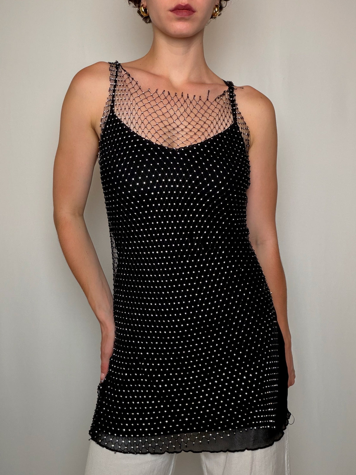 Schwarzes Vintage-Top mit Strasssteinen