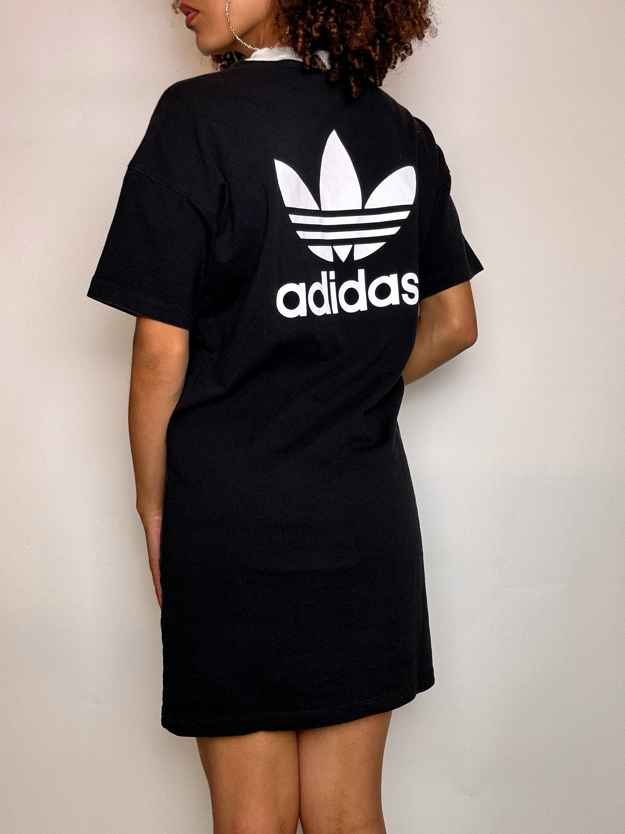 Robe manche courte noire ADIDAS M vintage
