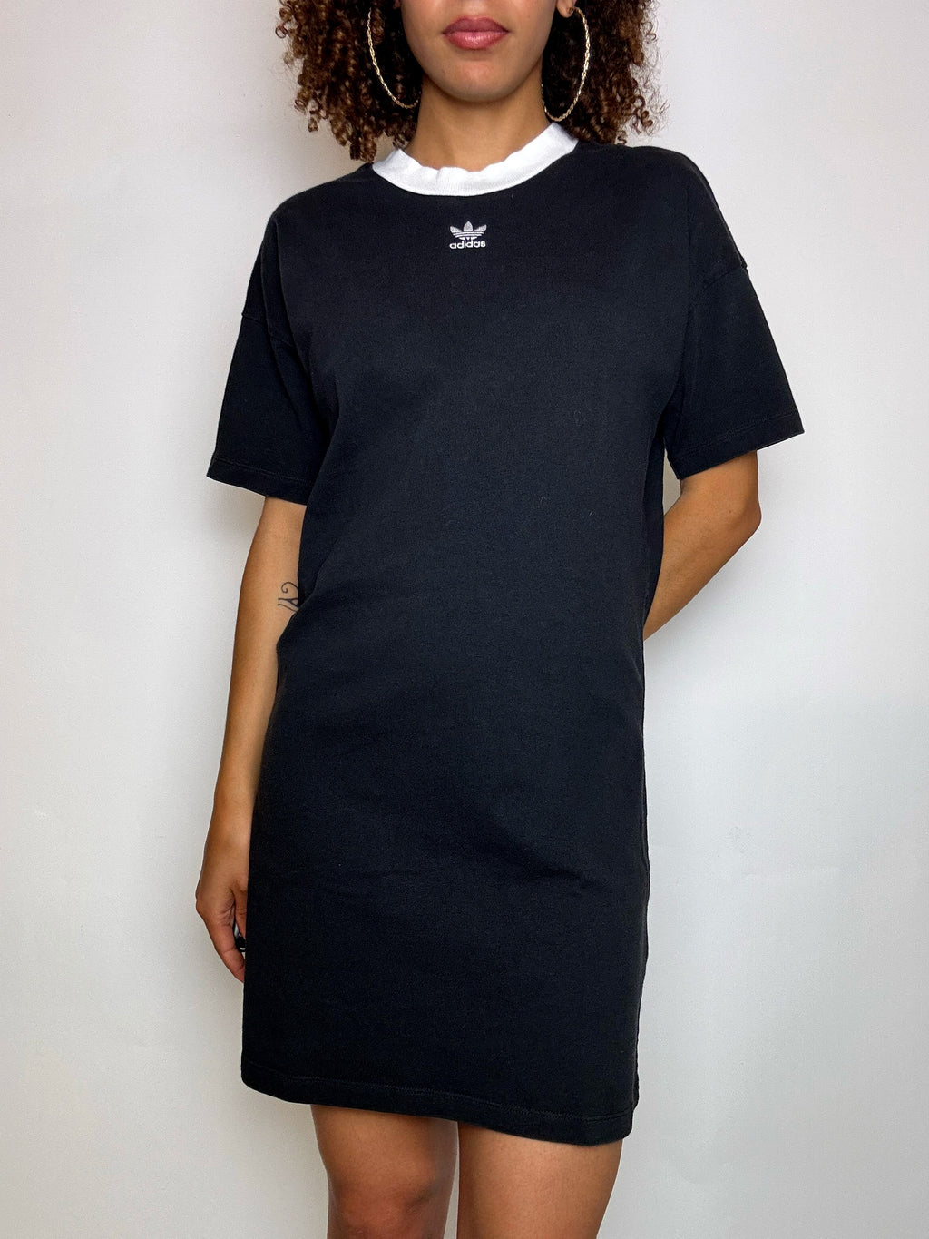 Robe manche courte noire ADIDAS M vintage