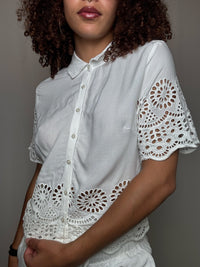Chemise avec broderies blanche S vintage