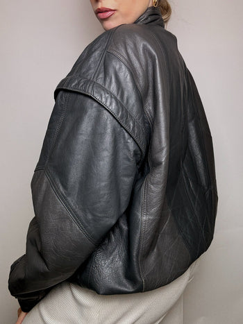 Vintage L/XL gray leather jacket