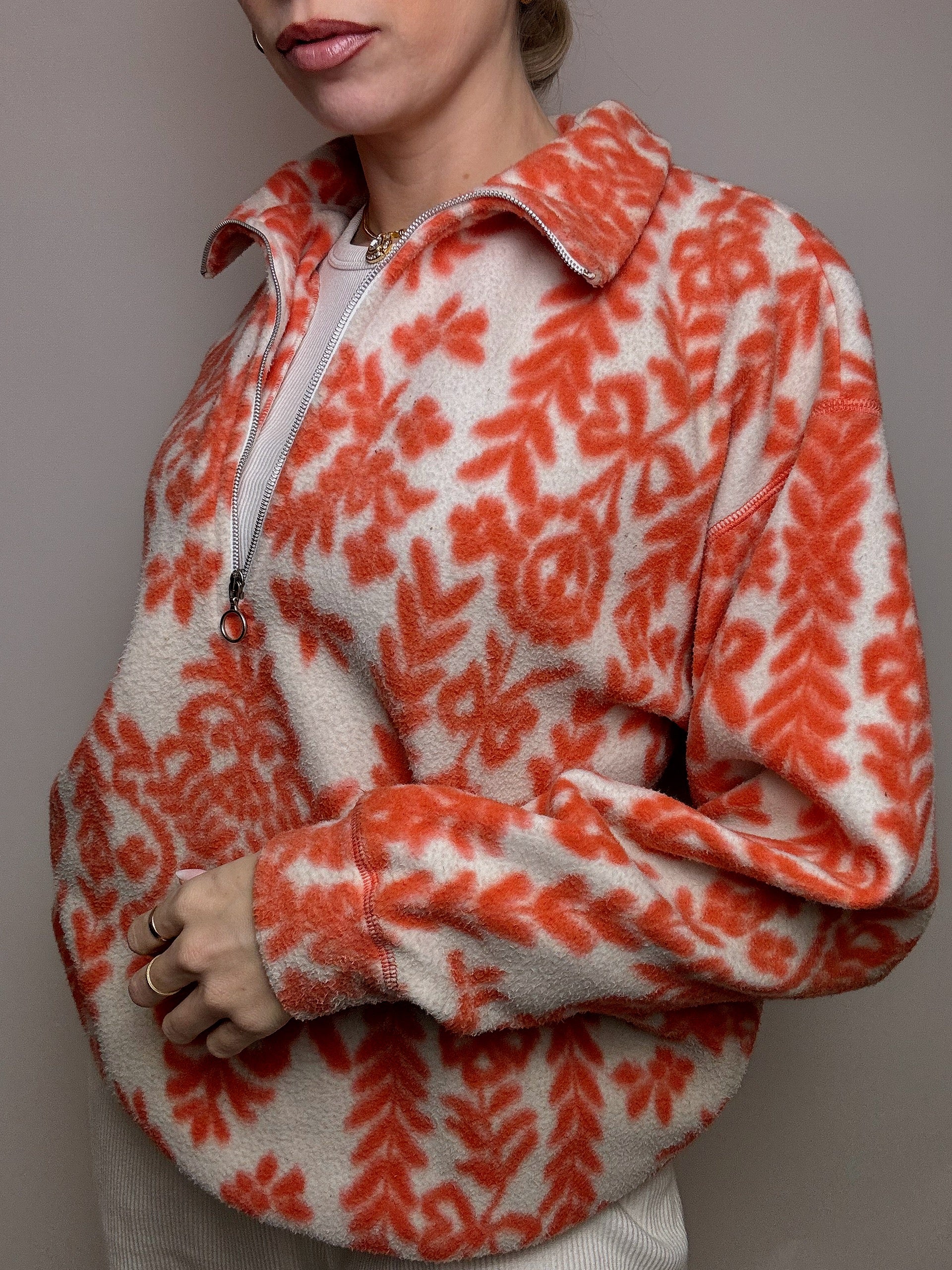Cream and orange graphic fleece with zipped neck M vintage