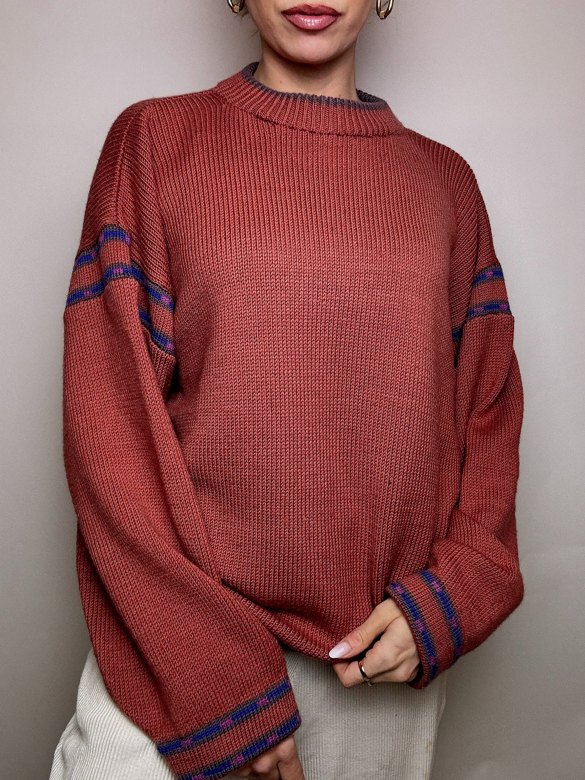 Dark pink knit sweater M/L vintage