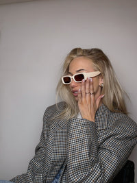 Blaue, recycelte, rechteckige Vintage-Brille mit blauen Gläsern 