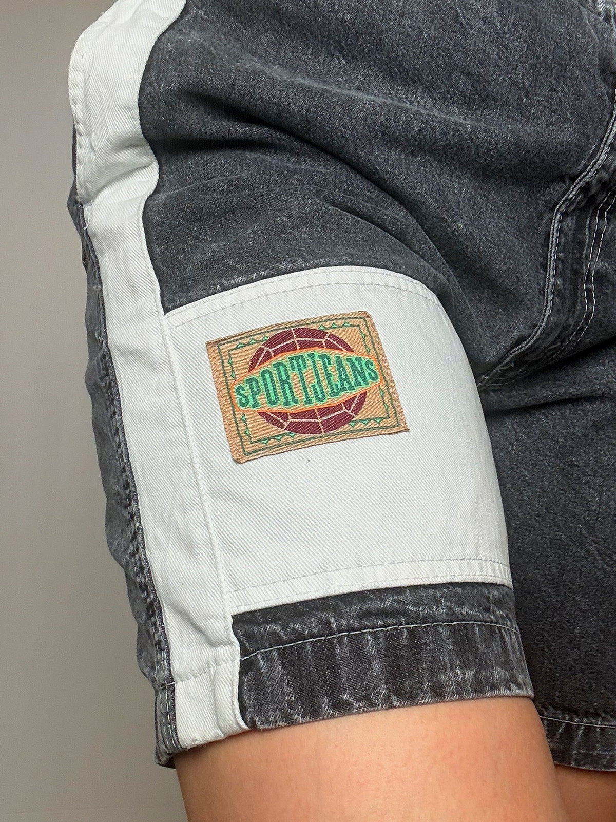 Vintage schwarze Ledertasche mit Schulterriemen