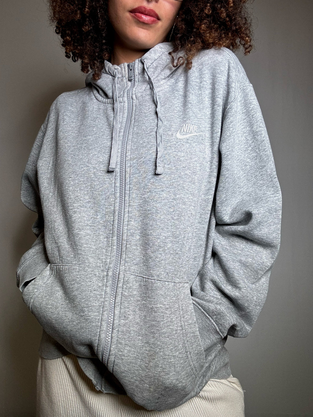 Nike gray zipped vintage jacket M