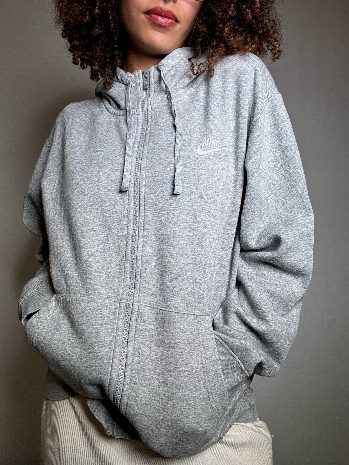 Nike gray zipped vintage jacket M