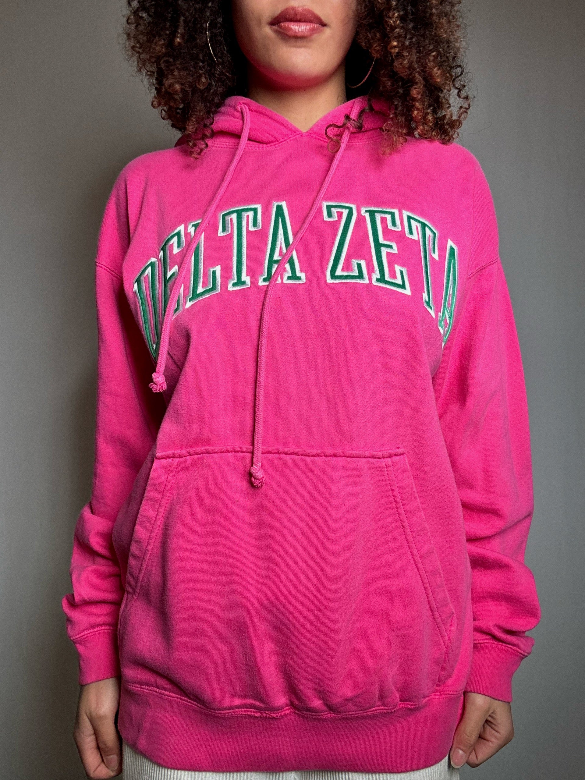 Vintage Delta Zeta fuchsia sweatshirt M