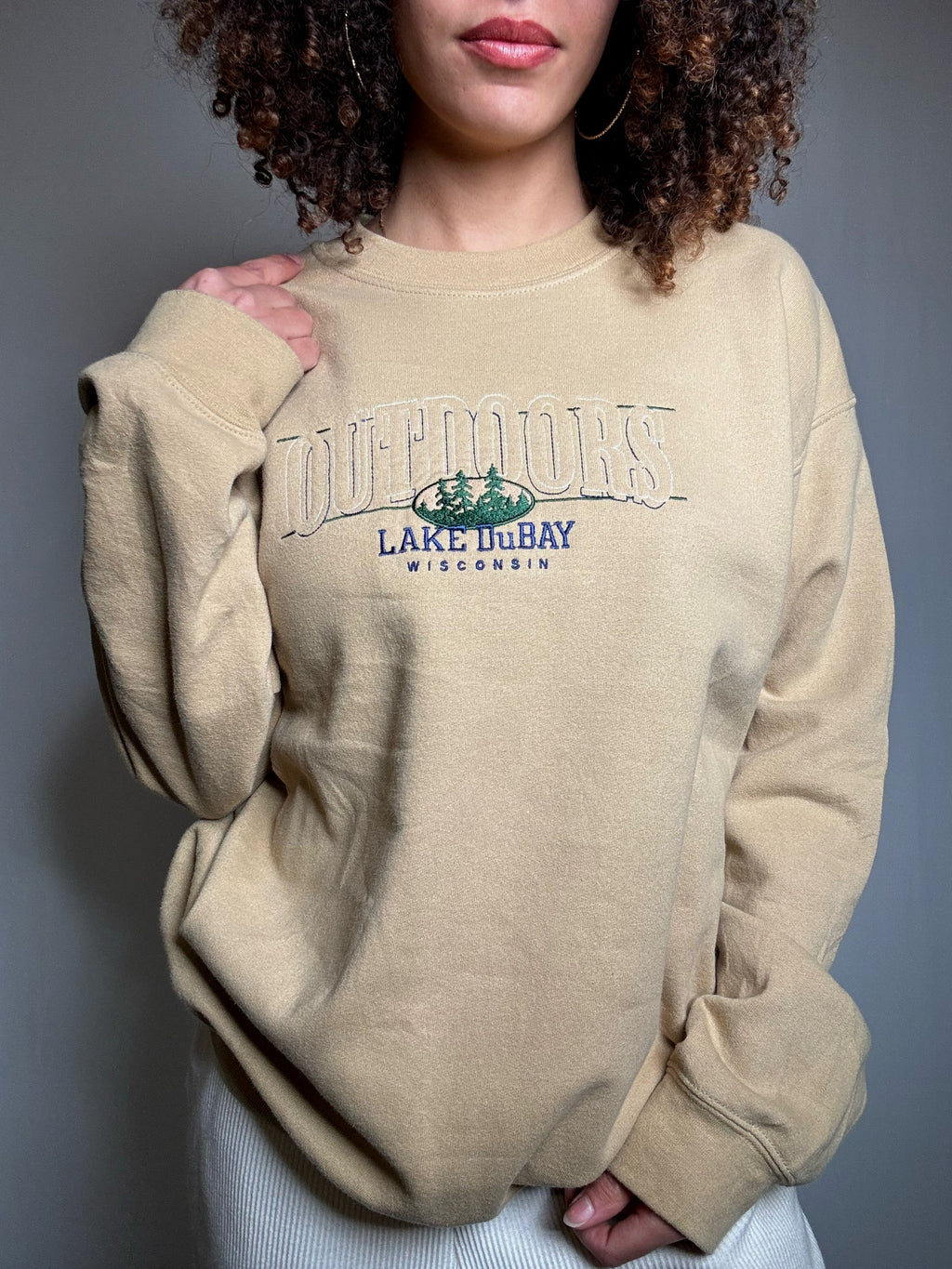 Besticktes Sweatshirt Beige Lake Dubay M Vintage