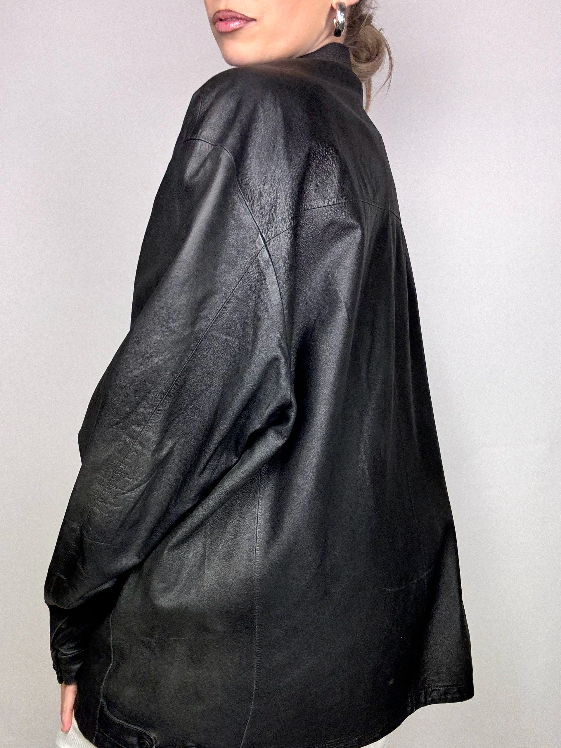 Vintage XL schwarze gerade schmale Lederjacke