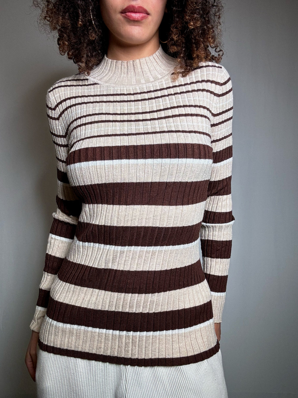 Pull cintré beige et brun M vintage