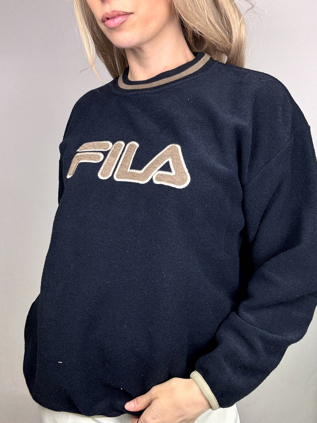 FILA XL Vintage Marineblaues Fleece mit Rundhalsausschnitt