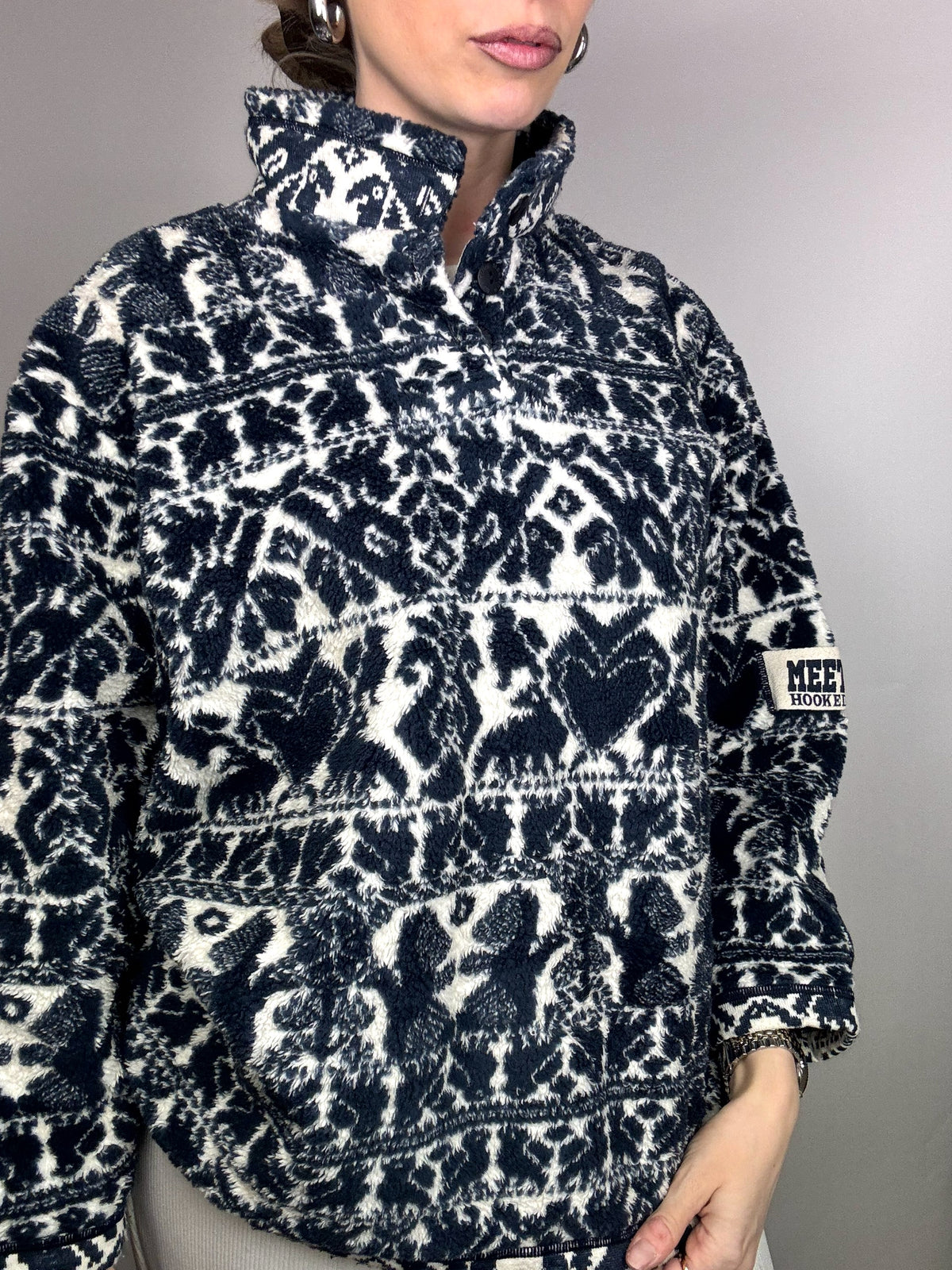 Vintage M Black and White Patterned Thick Fleece