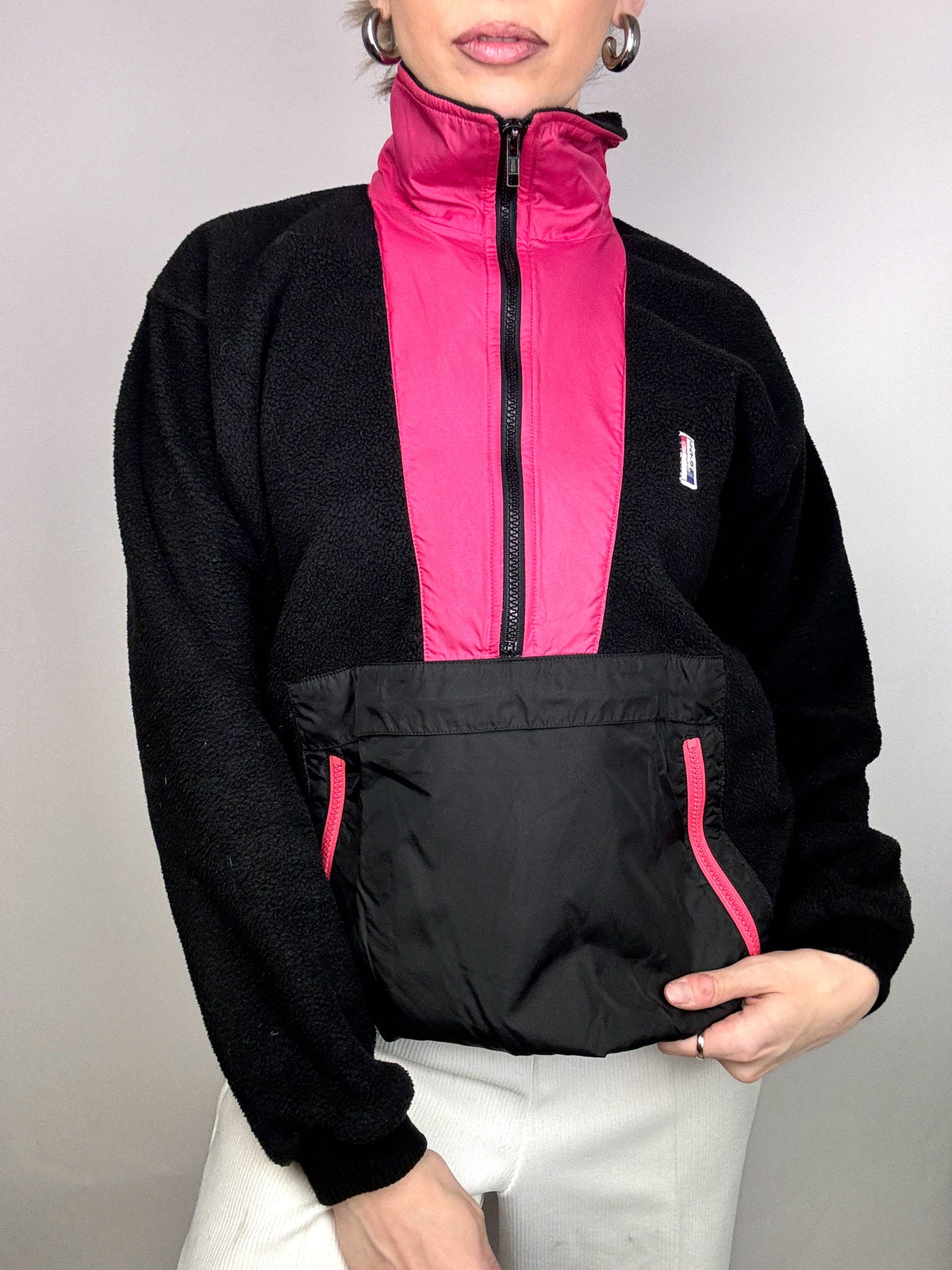 Black and pink graphic fleece S/M vintage