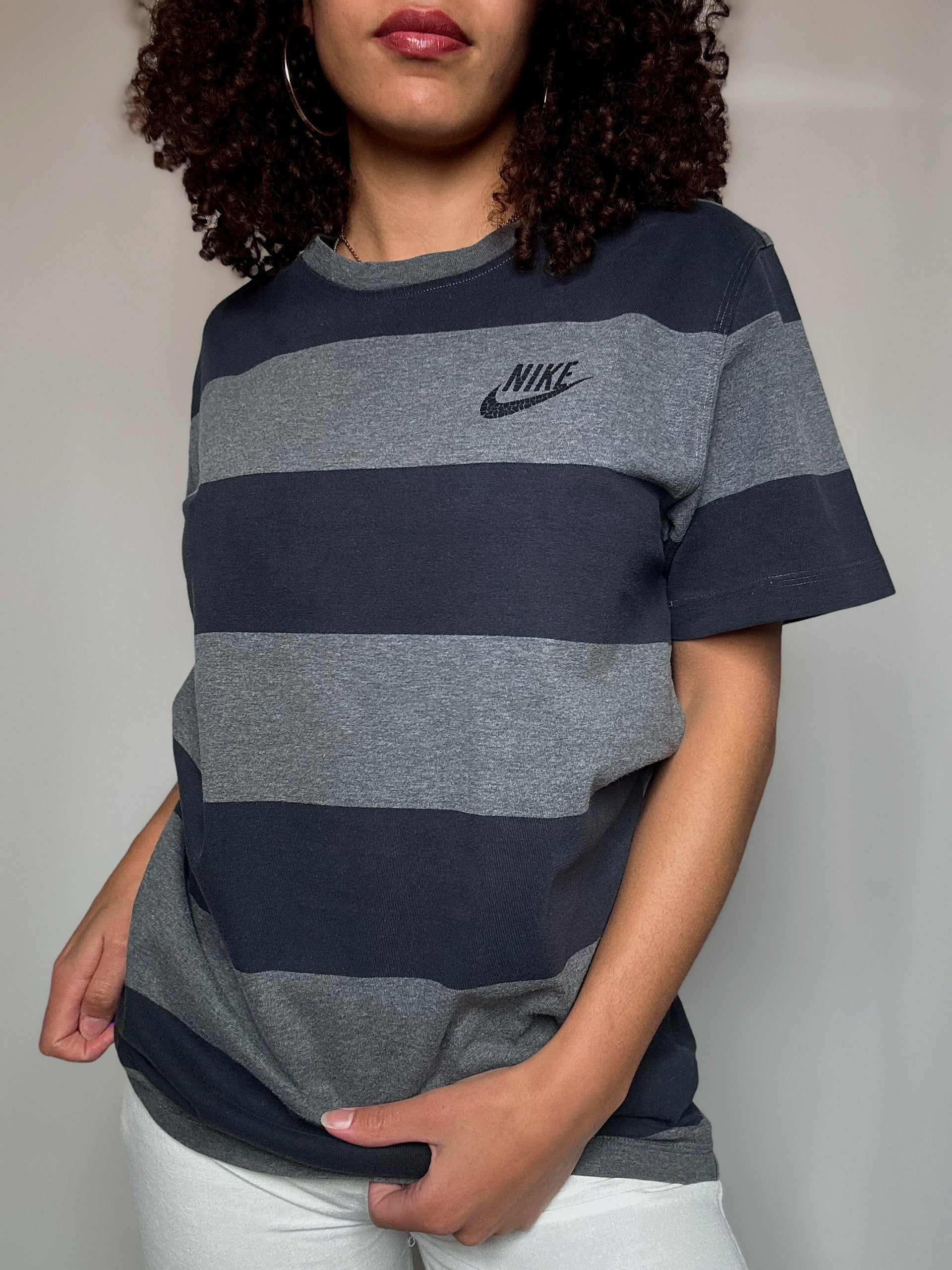 Tshirt rayé Nike L vintage
