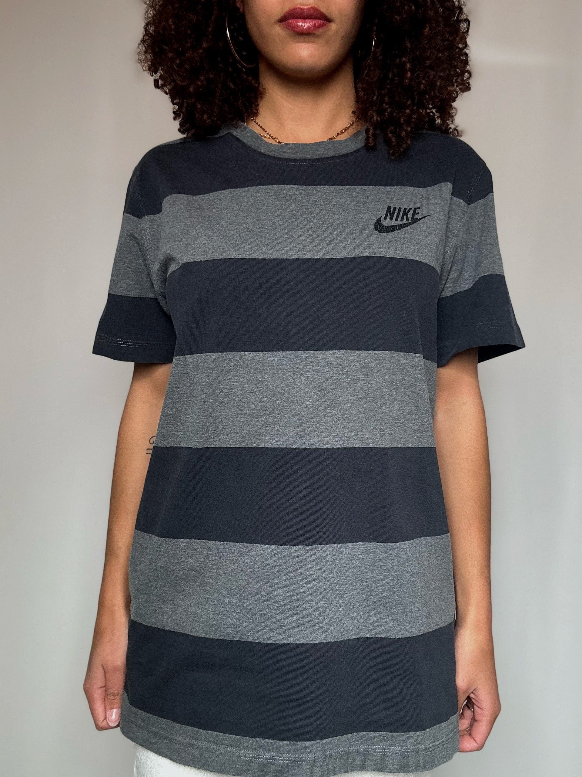 Tshirt rayé Nike L vintage