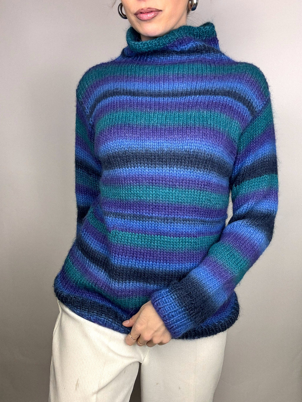 Vintage M/L blue striped turtleneck sweater