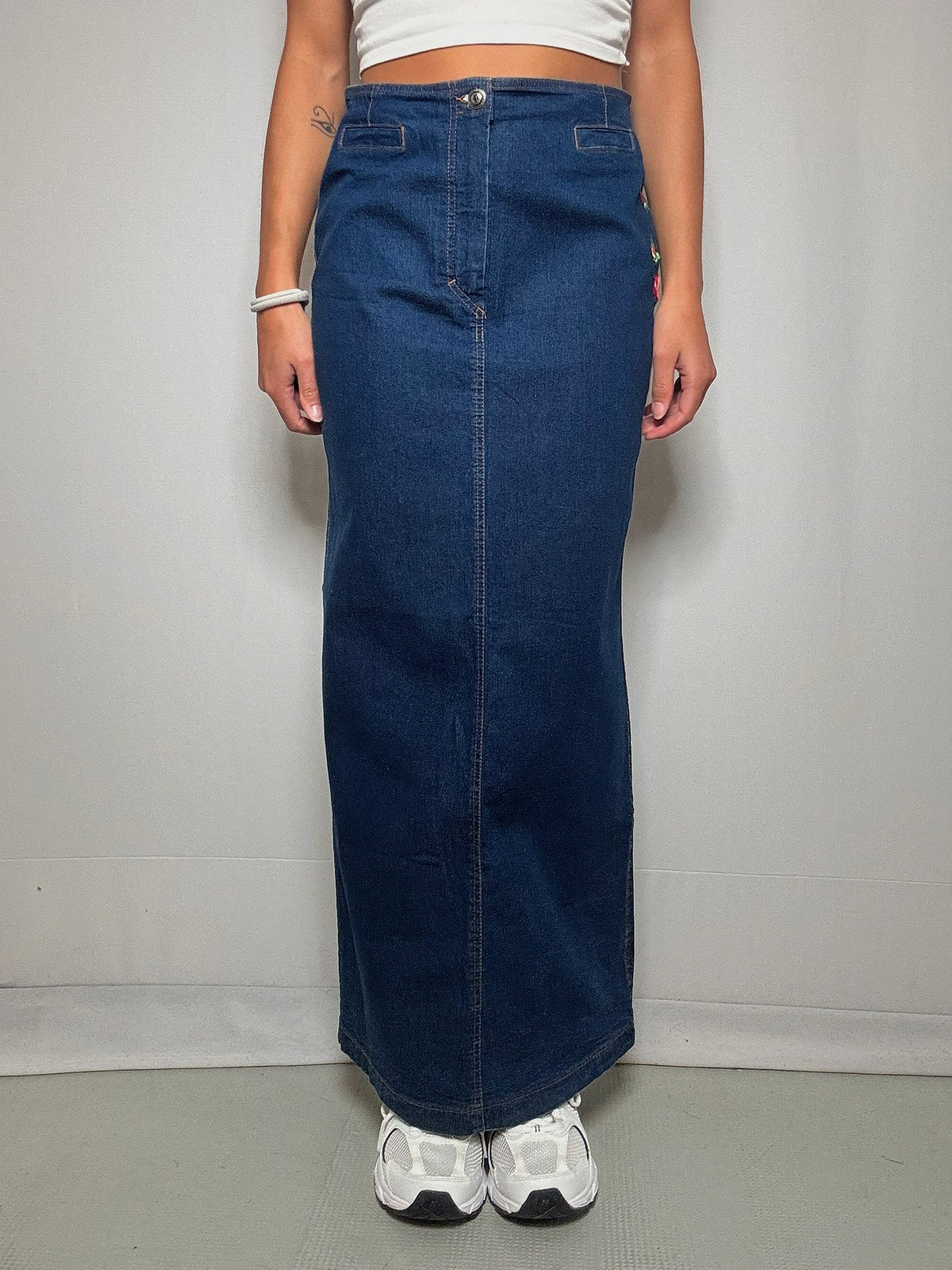 Jupe longue en denim brodée M/L vintage