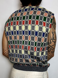vintage L graphic knit vest