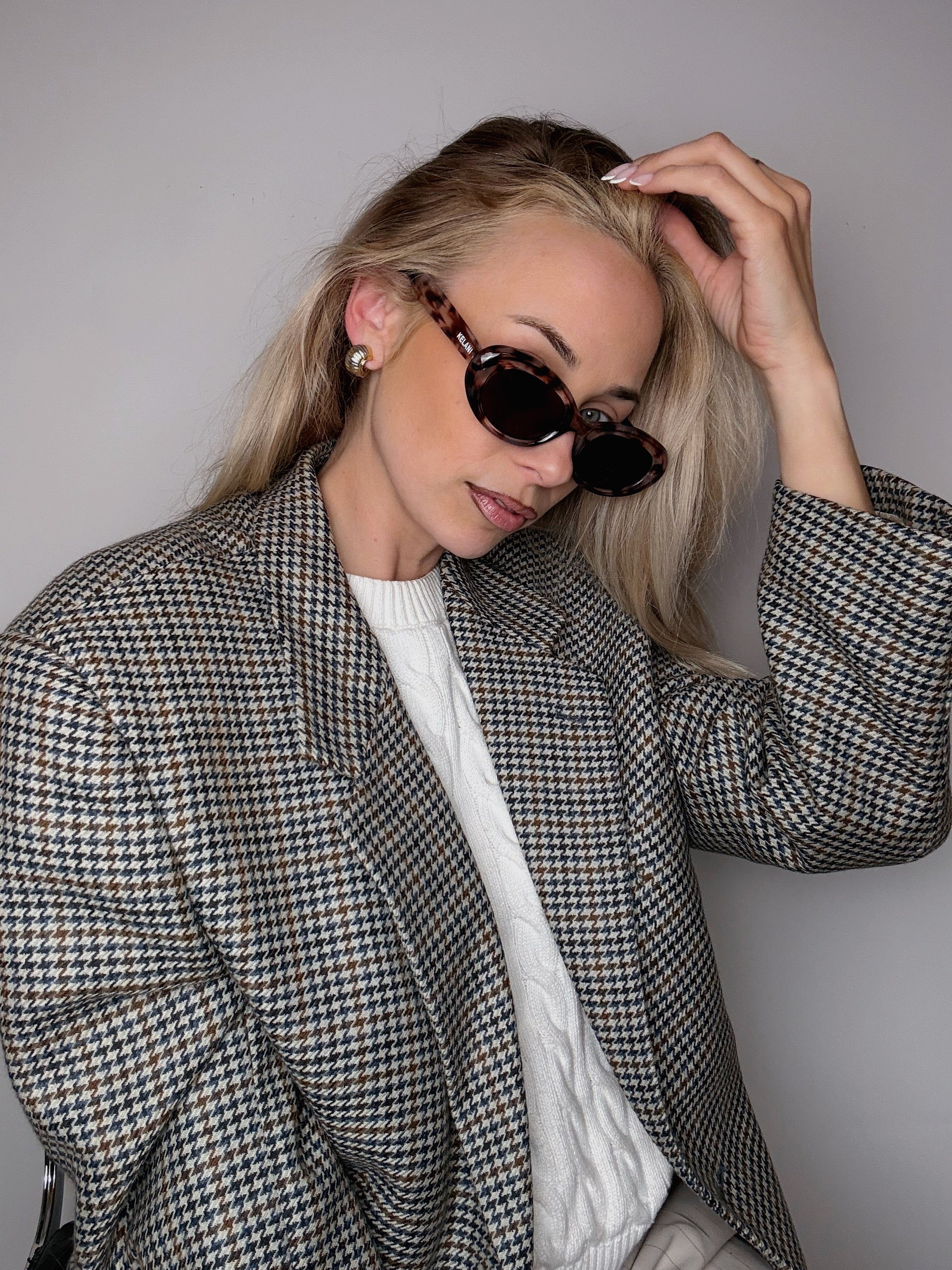 Blue recycled rectangular vintage glasses with blue lenses 