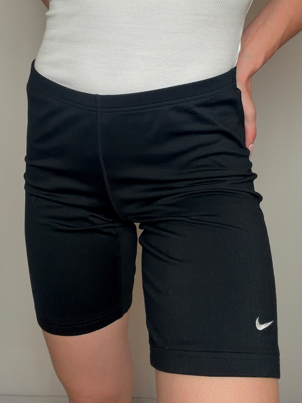 Short de sport noir Nike L vintage