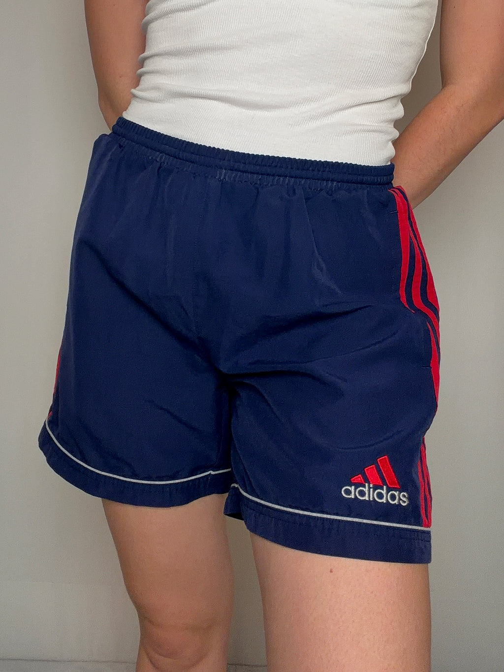 Short de sport marine Adidas S vintage