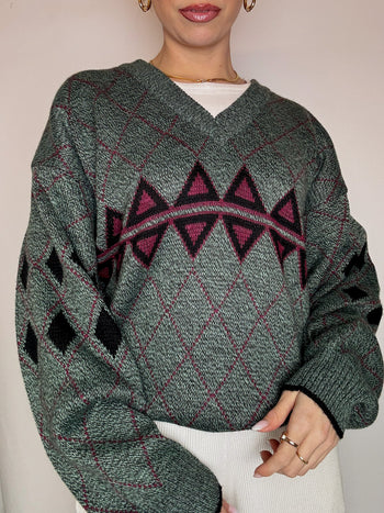 Vintage navy argyl knit sweater L