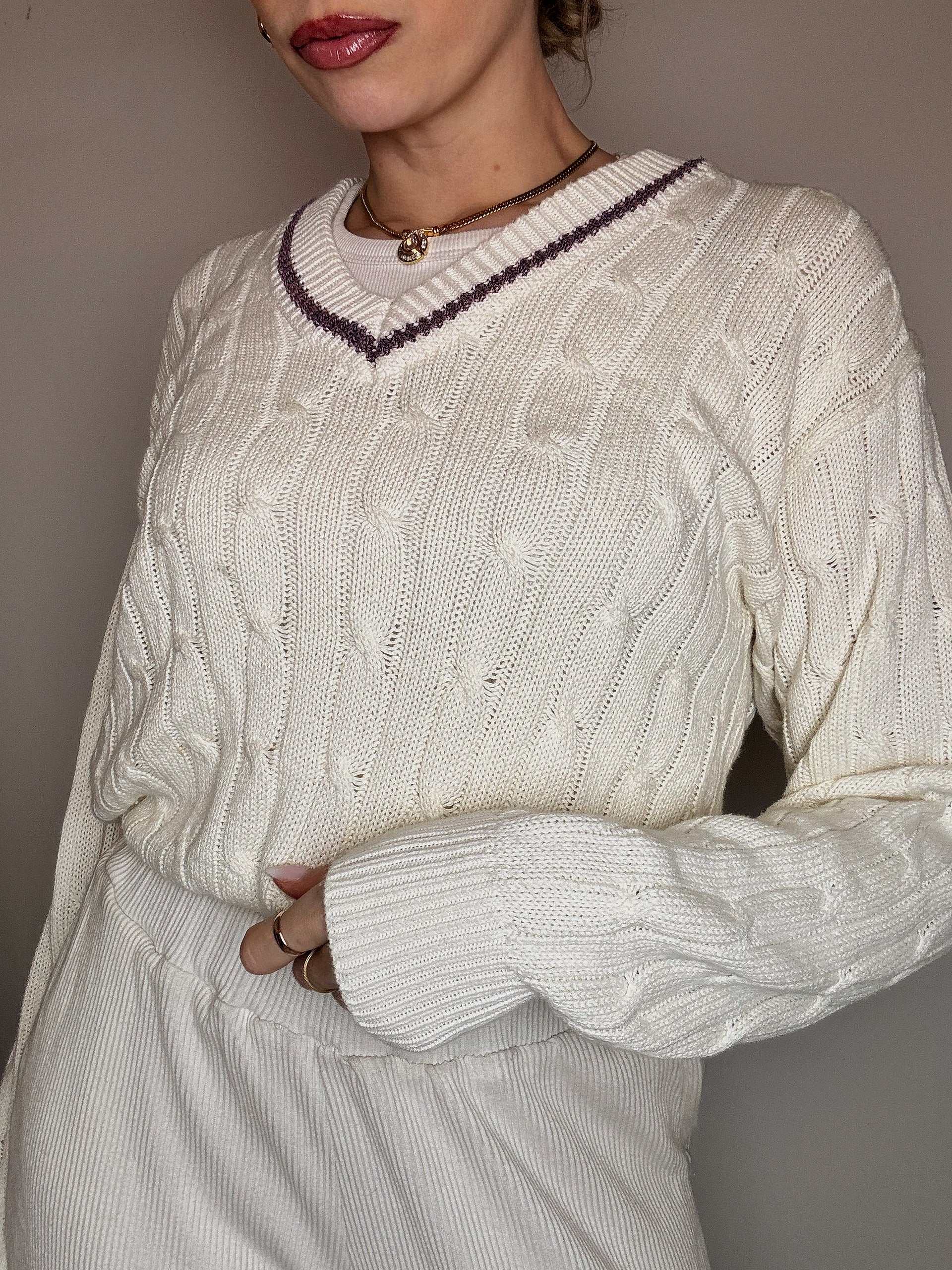 Vintage beige cricket sweater M