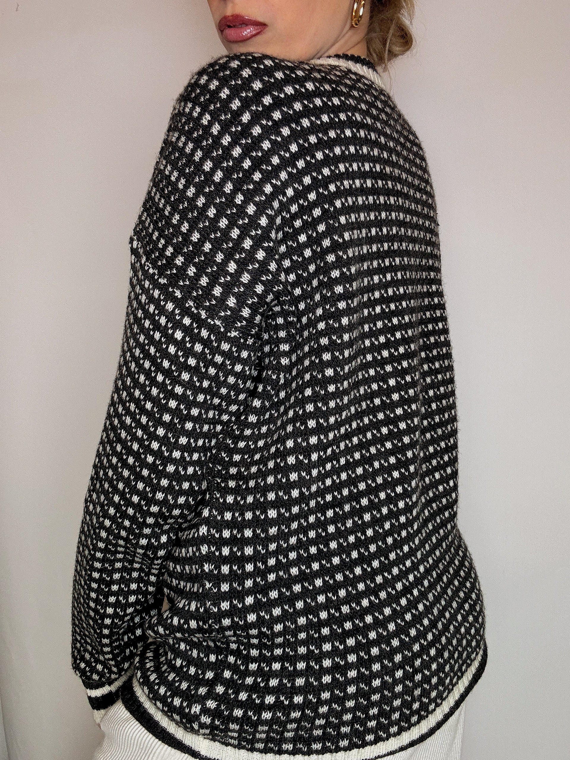 Vintage Patterned Knit Crew Neck Sweater M/L