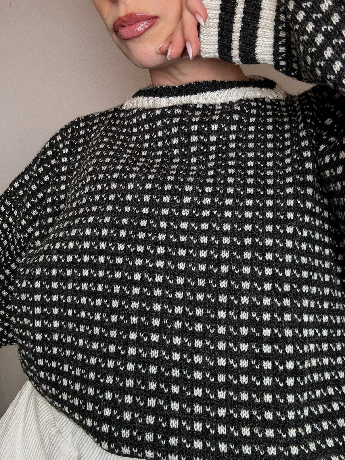 Vintage Patterned Knit Crew Neck Sweater M/L