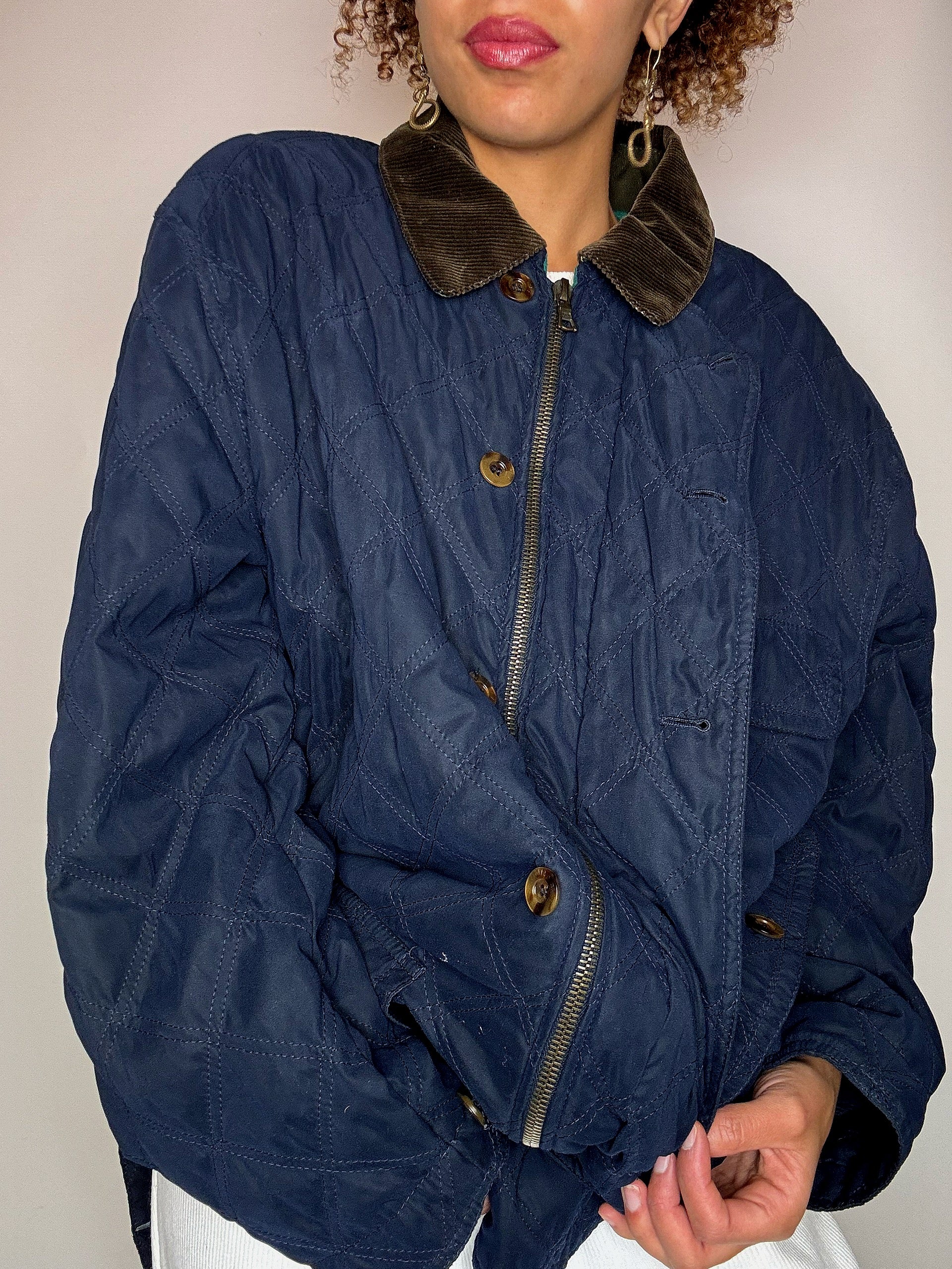 Vintage-Steppjacke mit braunem Samtkragen, Größe L/XL