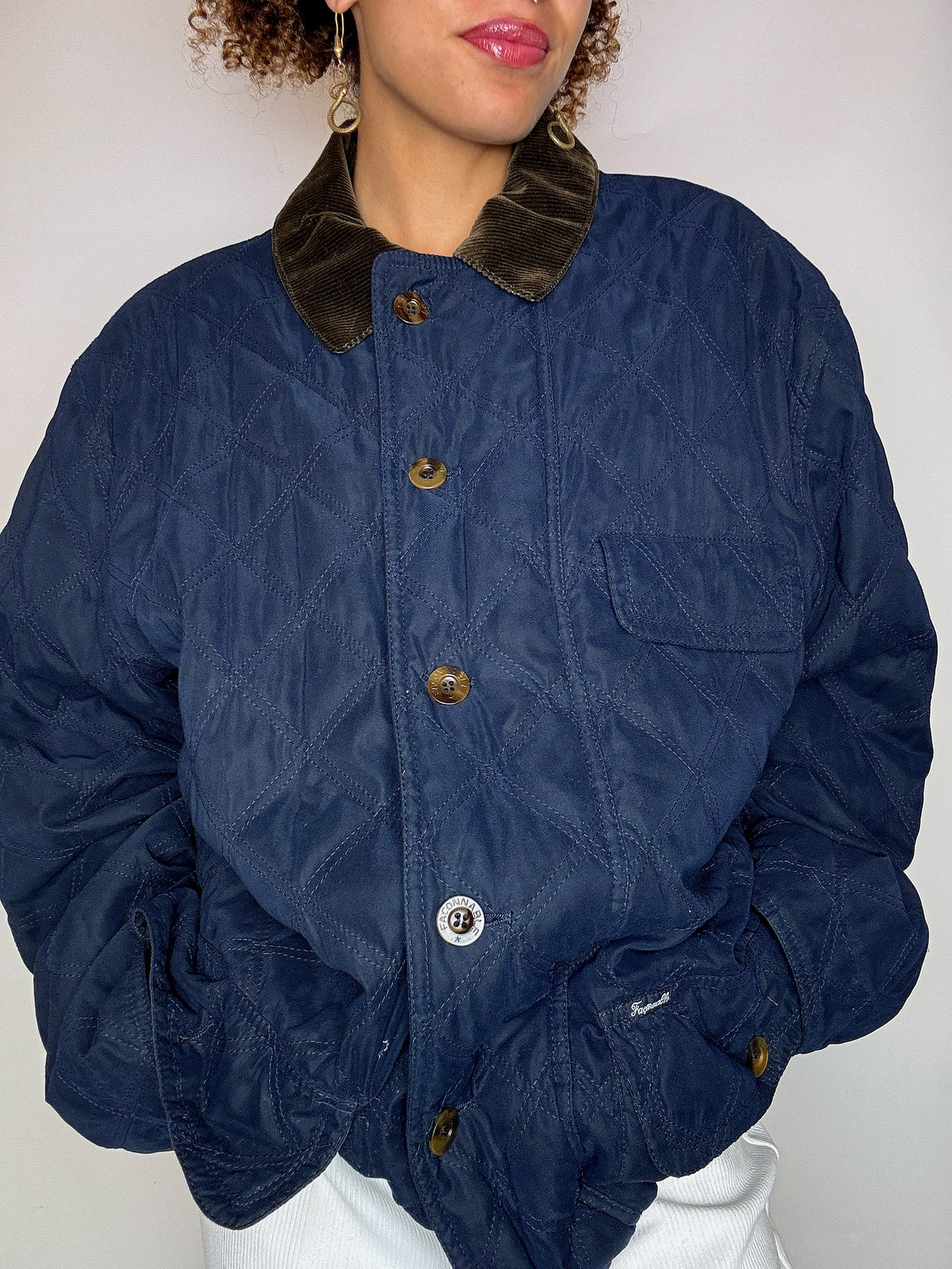 Vintage-Steppjacke mit braunem Samtkragen, Größe L/XL