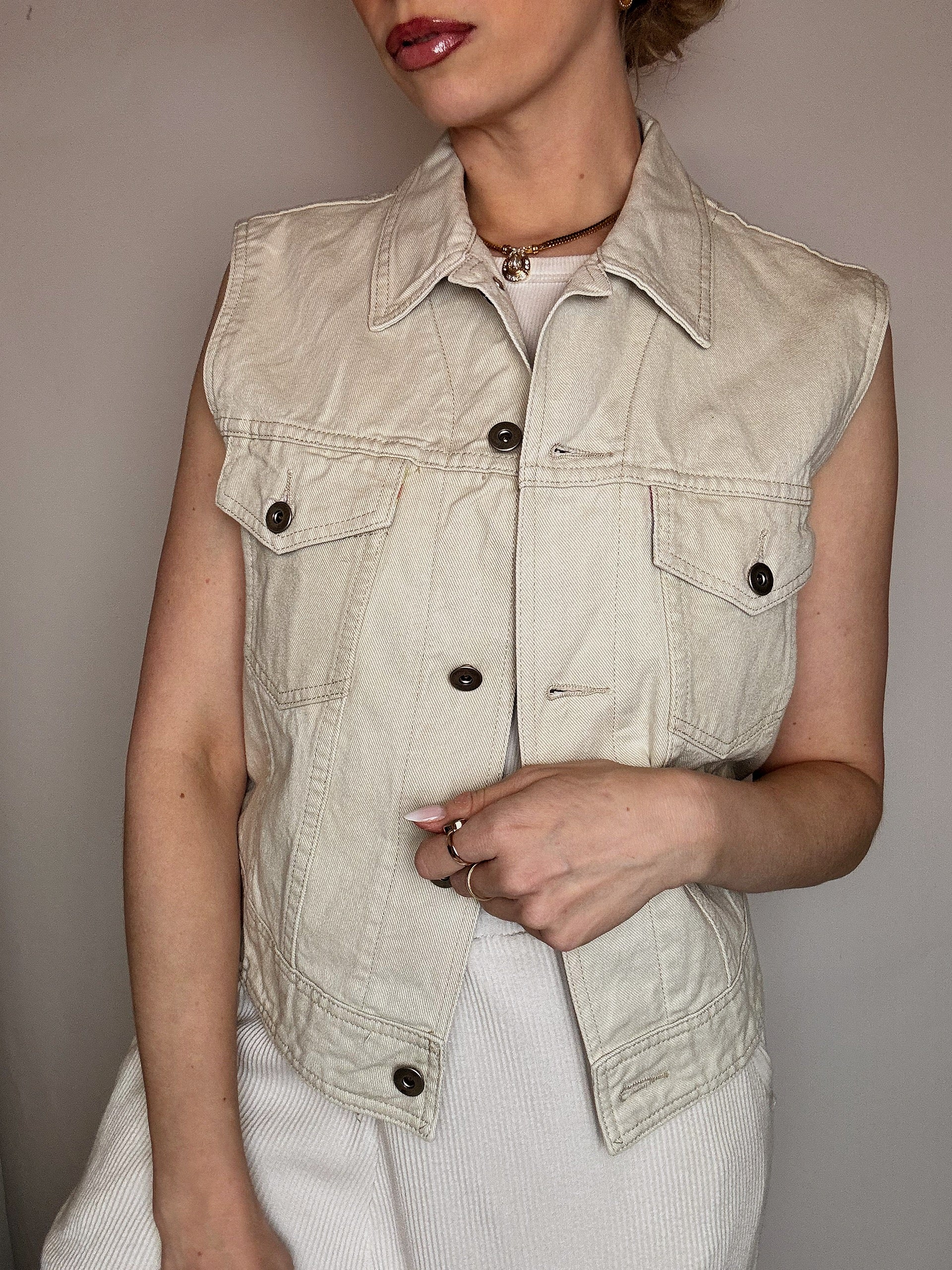 Vintage beige denim vest M