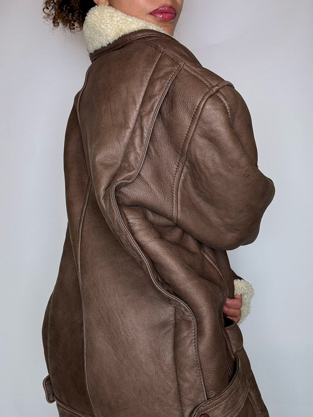 Manteau en peau de mouton retournée brun L vintage
